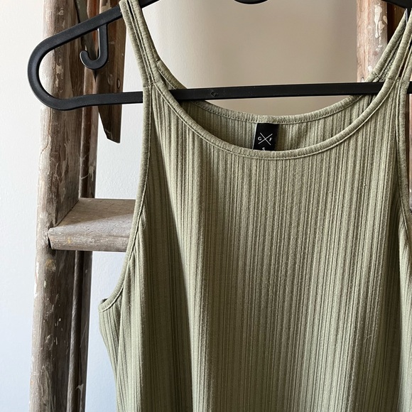 GENTLE FAWN | Dress - Picture 3 of 5